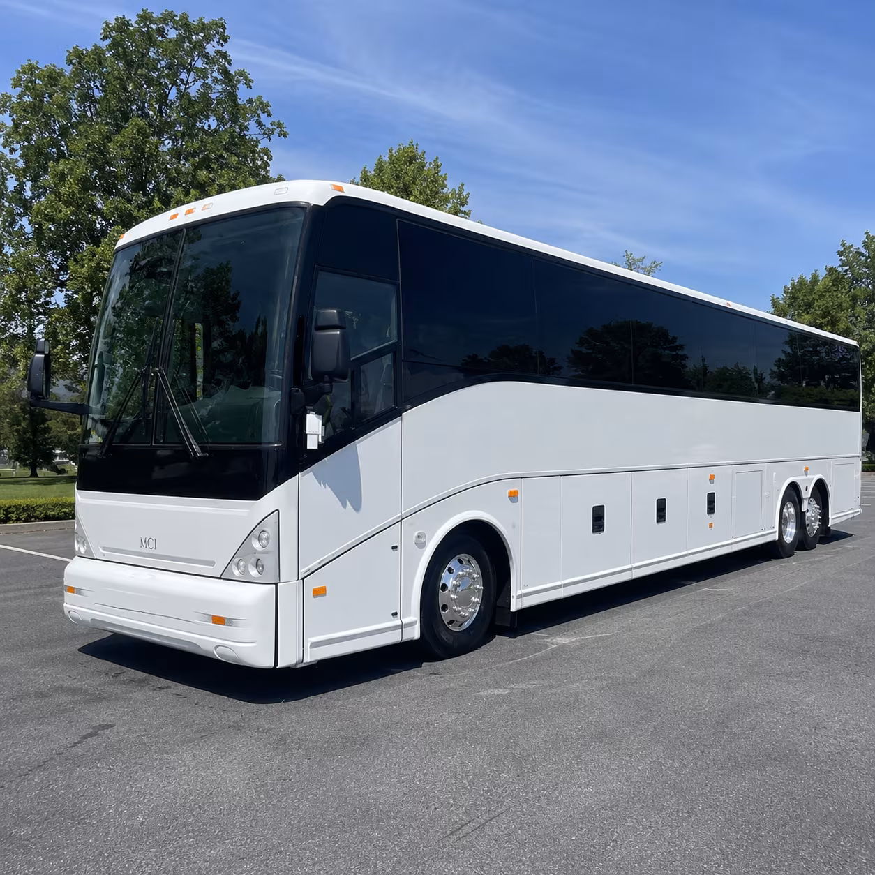 buses for science and history field trips to hartford and new haven