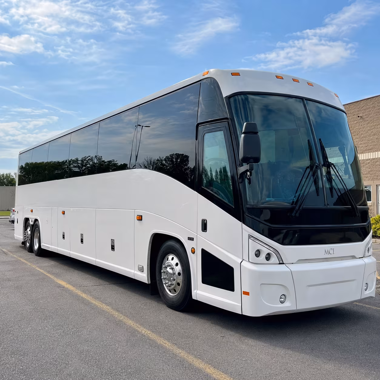 charter buses to the meadows music theatre in hartford for summer concerts