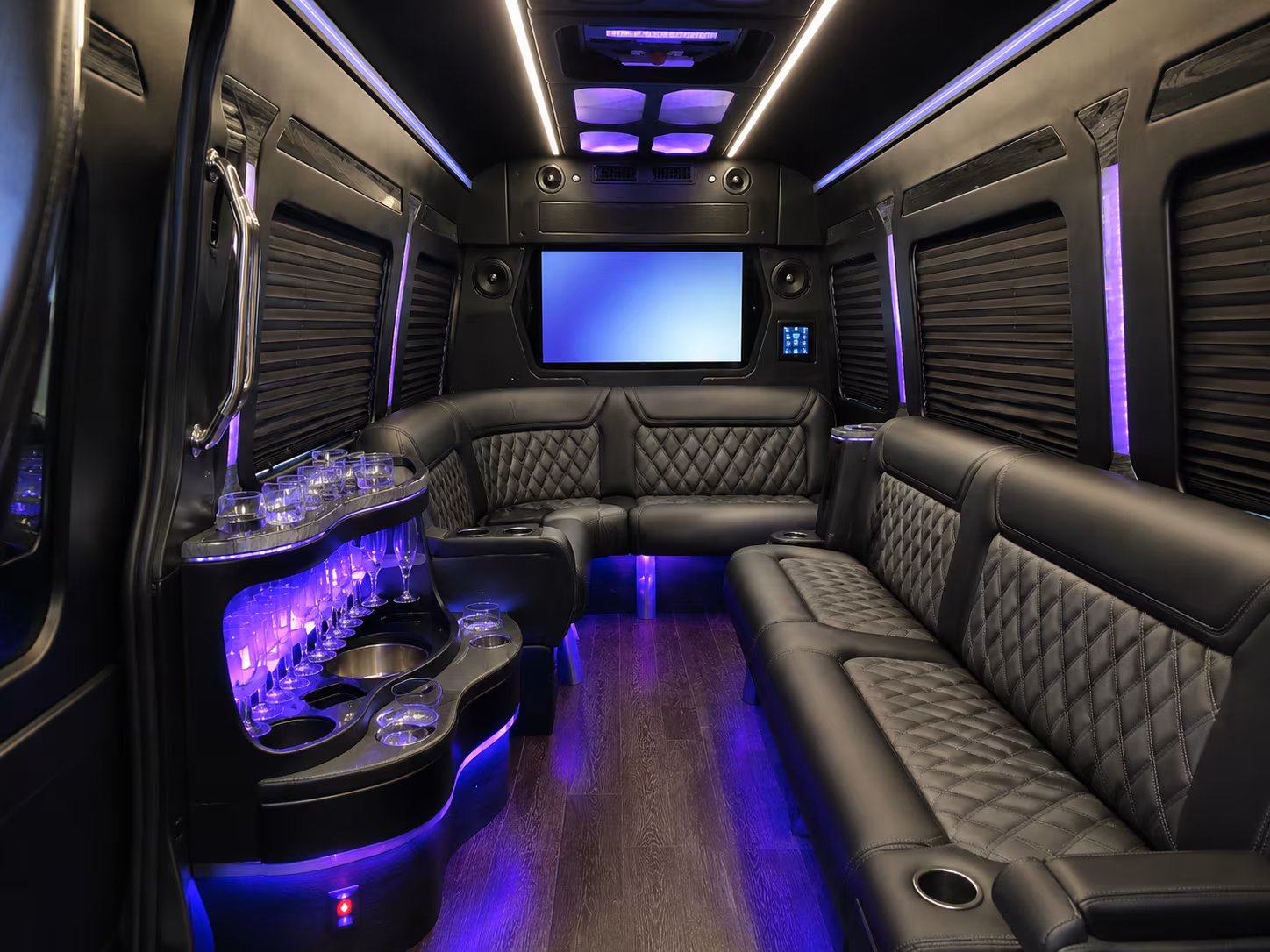 with norwalkctcharterbusservices com you ll find recurring shuttle routes built around your company s schedule